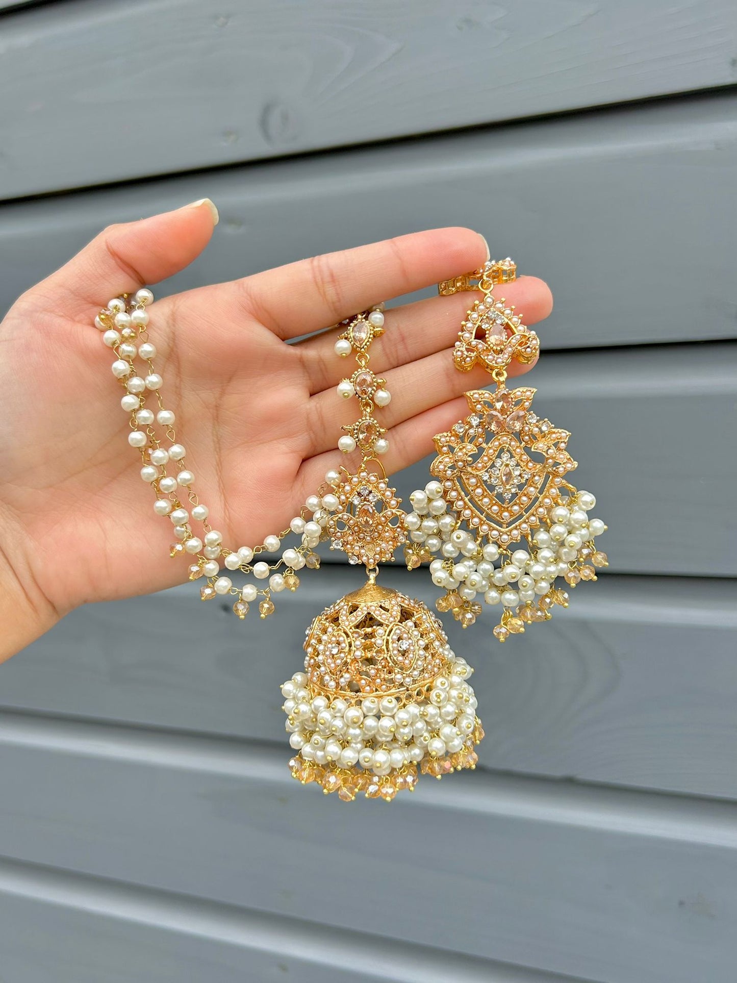 Natalia earring & tikka set ~ pearl&champagne